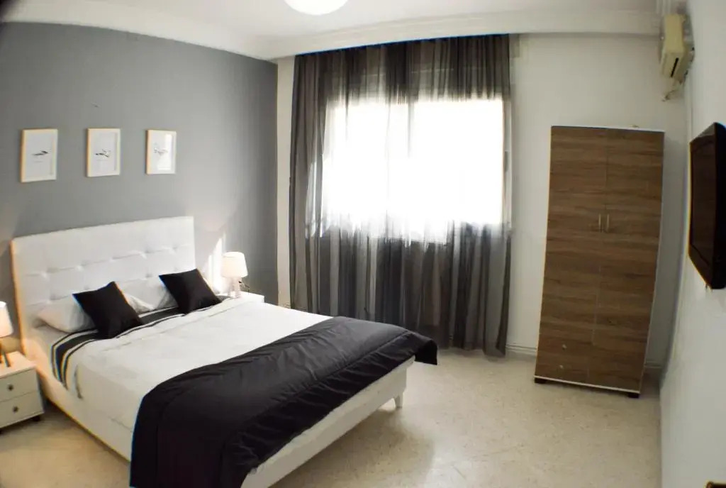 Cosy Triplex in La Marsa - 3 bed 2 Bath