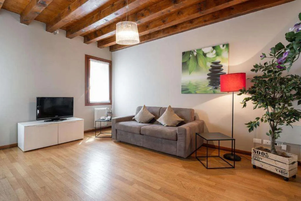 Design Palace Apartment by Wonderful Italy