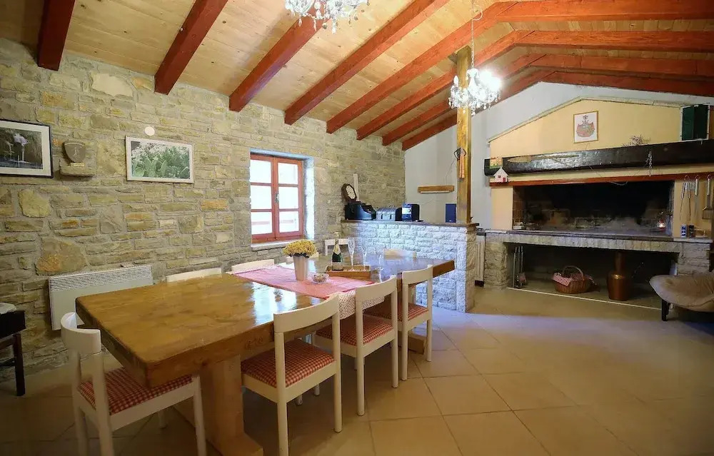 Nice Home in Benkovac With Wifi, 4 Bedrooms and Outdoor Swimming Pool