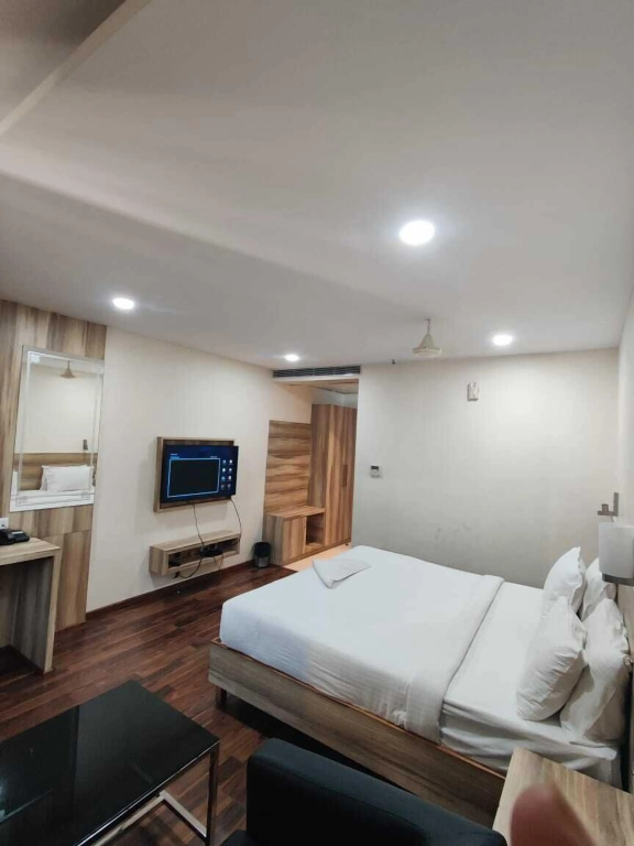 Hotel RN Grand