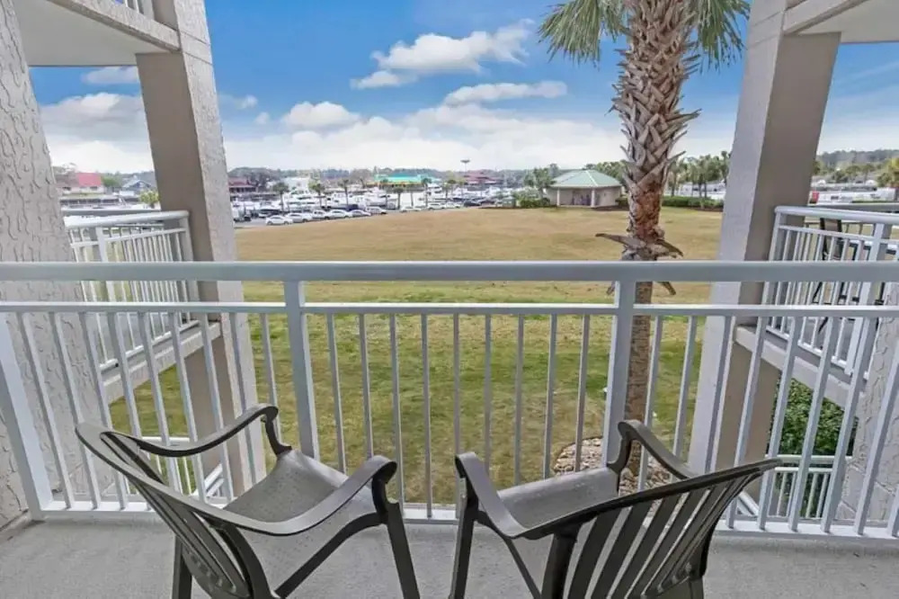 Yacht Club S #1-204 4 Bedroom Condo by RedAwning
