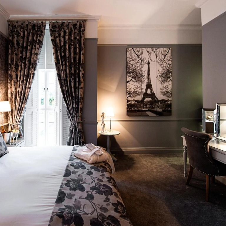 Greenwoods Hotel & Spa