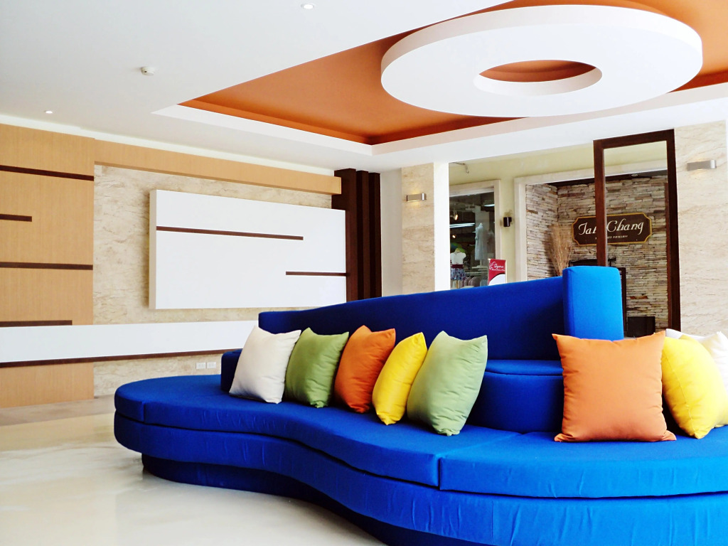 Iyara Beach Hotel And Plaza