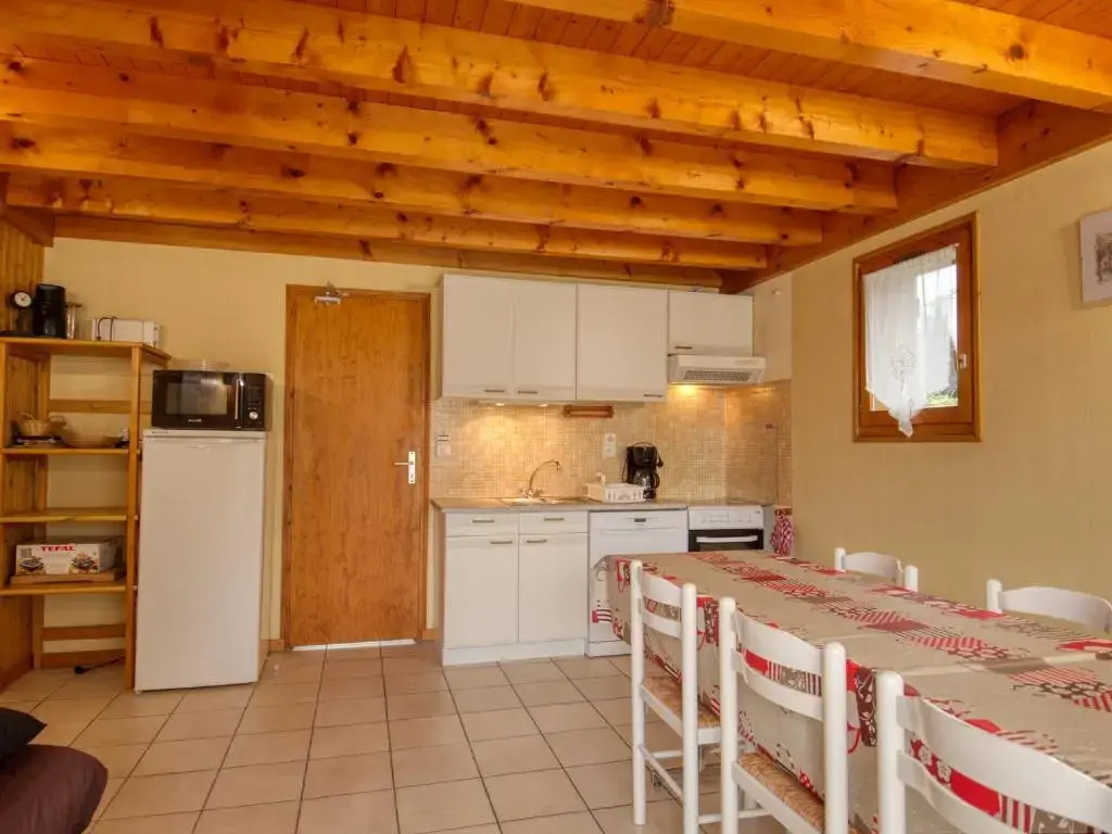 Chalet 50m² à Morillon, proche Lac Bleu, parking - FR-1-642-42