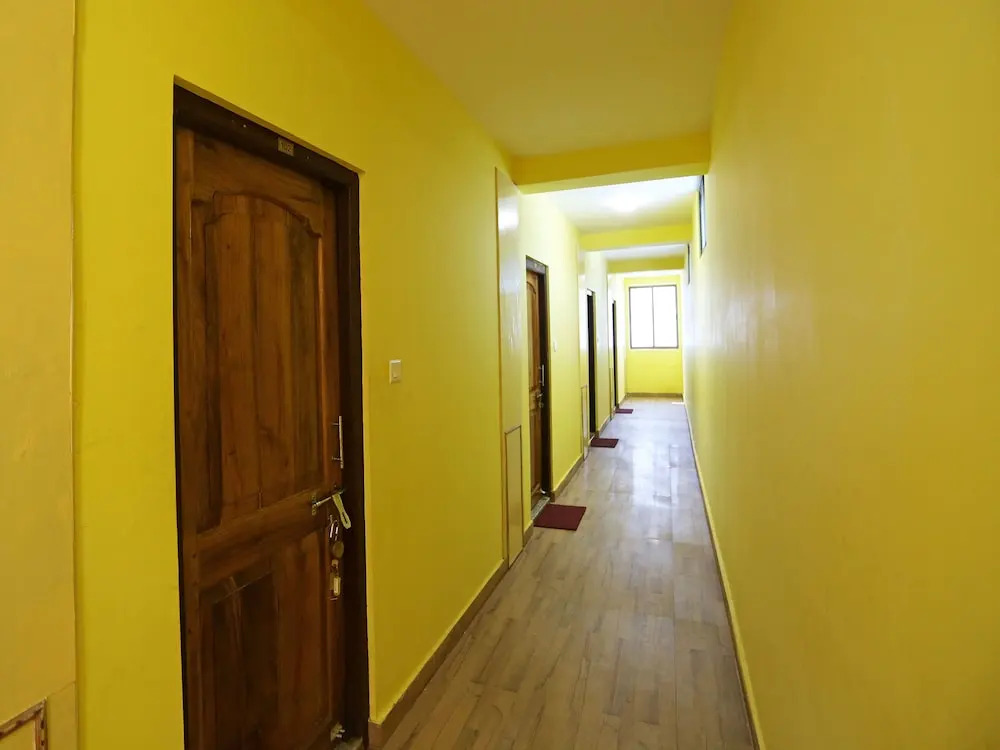 OYO 9958 Laxmi Resort