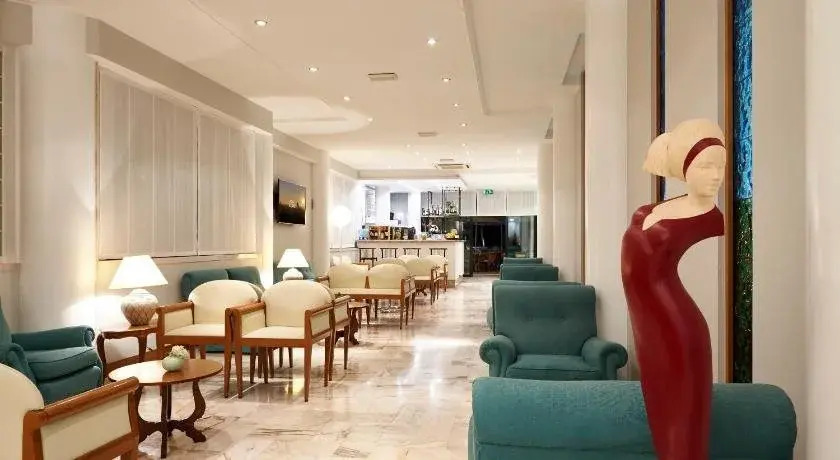 Ruhl Beach Hotel & Suites