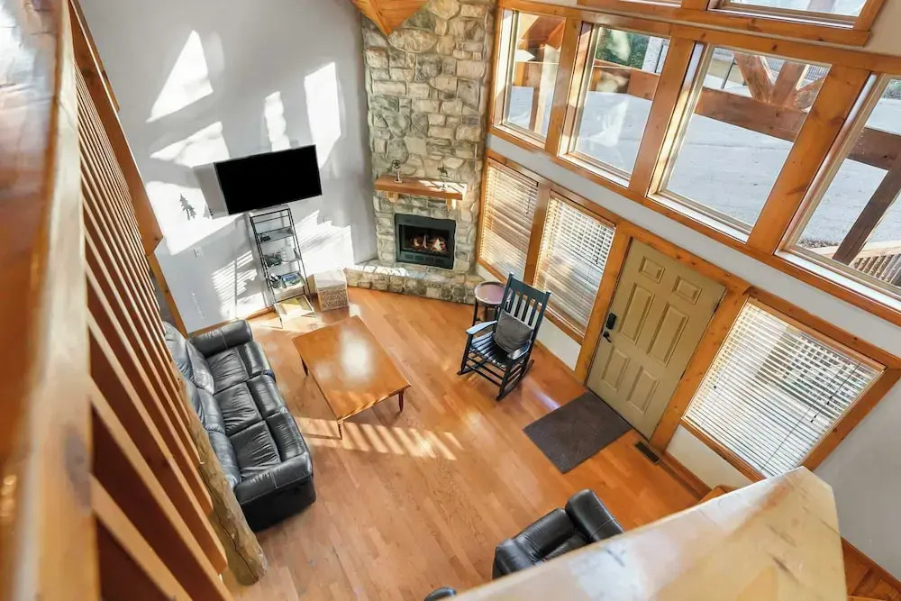 Kemper's Cabin by Silver Dollar City - Ideally Located