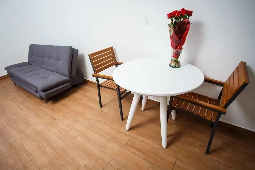 The Hybrid Studio