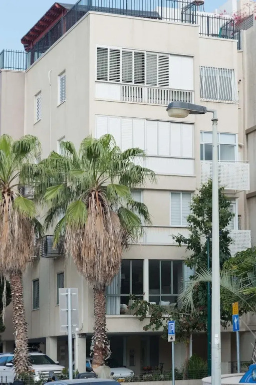 Sea N' Rent Spacious Family TLV Apartments
