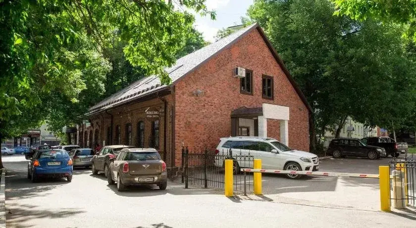 Hostel Ostanovis'