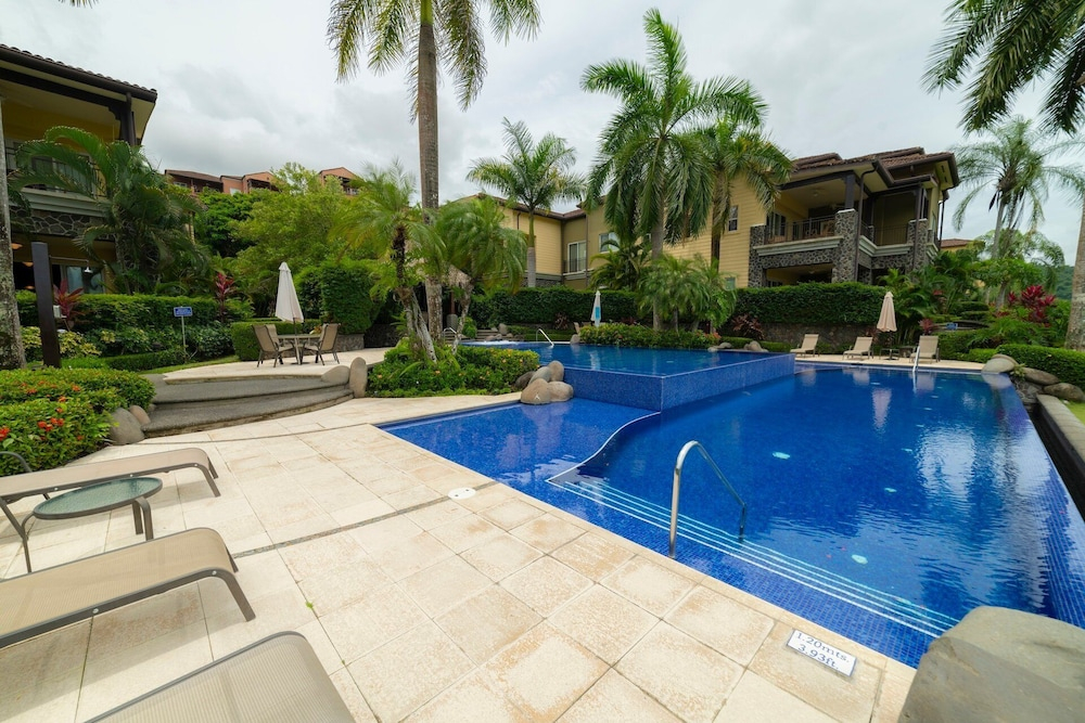 Vista Bahia 1G 3 bdr Ocean View in Los Suenos
