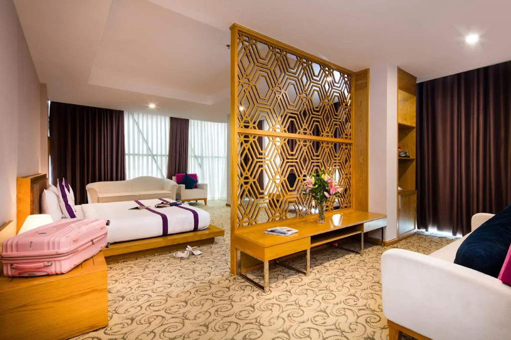 TTC Hotel Deluxe Airport