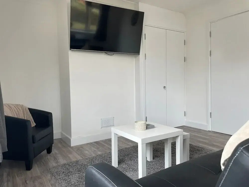 Gerrard Grove is Lovely 2-bed Bungalow in Clacton