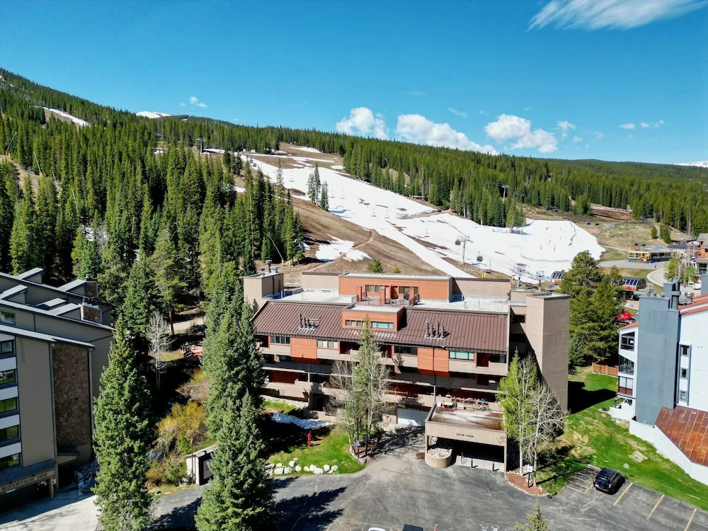 Sl299 Spruce Lodge 2br 2ba 2 Bedroom Condo by RedAwning