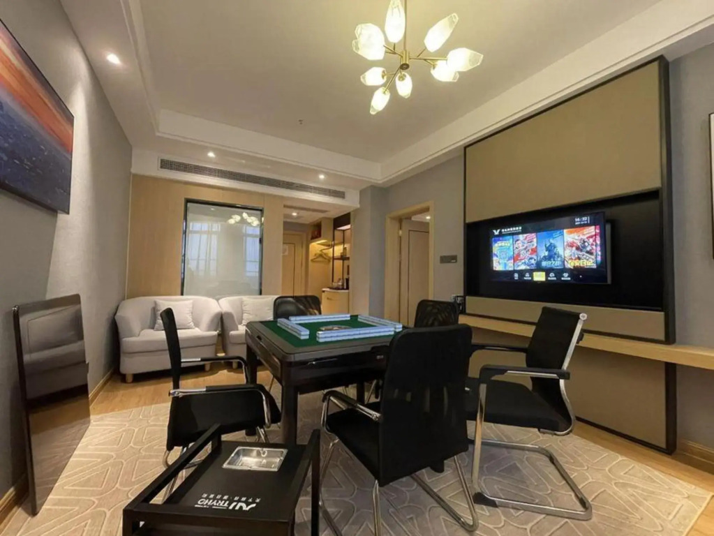 RVienna International Hotel (Fangte store, Wuhu government center)