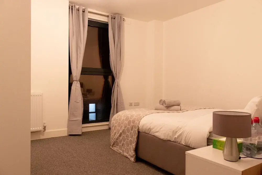 Livestay-1bed Apt With Private Balcony Heathrow