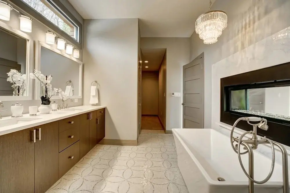 Heart of Denver Luxury Living 3 Bd 2.5 Ba