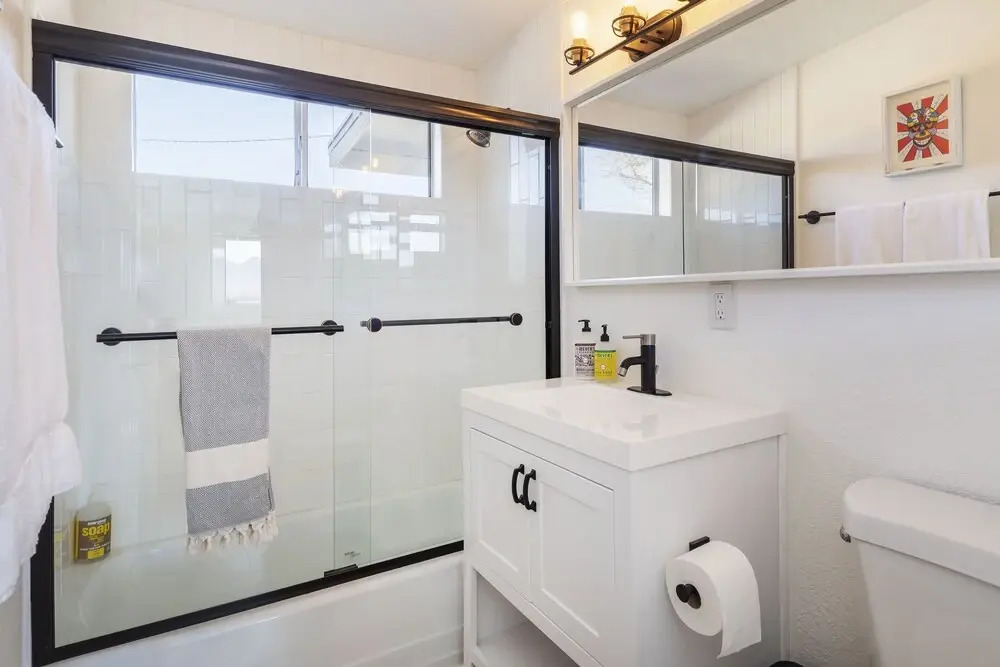 Walpi Ranch - Joshua Tree Getaway W/ Hot Tub, Fire Pit & Bbq! 3 Bedroom Home by RedAwning