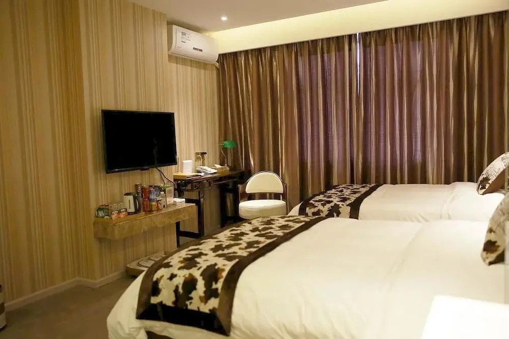 Zizai Home Boutique Hotel