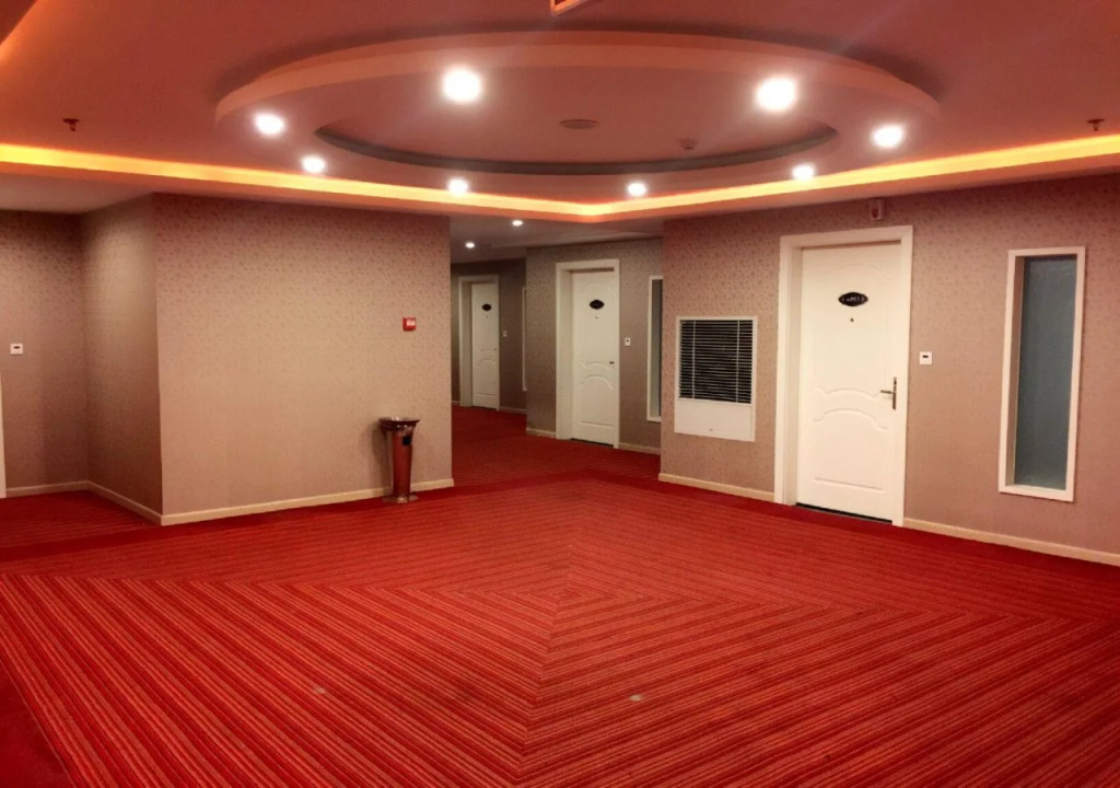 Greet Hotel