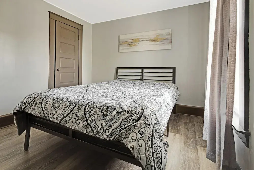 Comfortable 6Br 2Bath In The Heart Of Niagara Falls