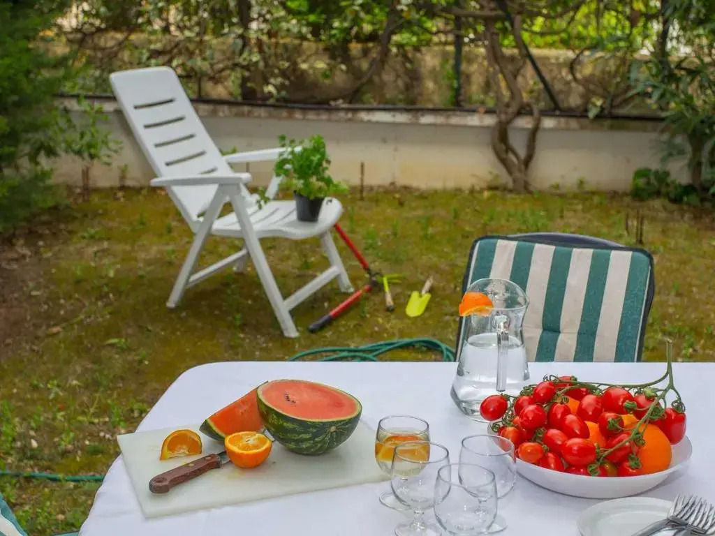 Appartement Menton, 2 pièces, 4 personnes - FR-1-196-231