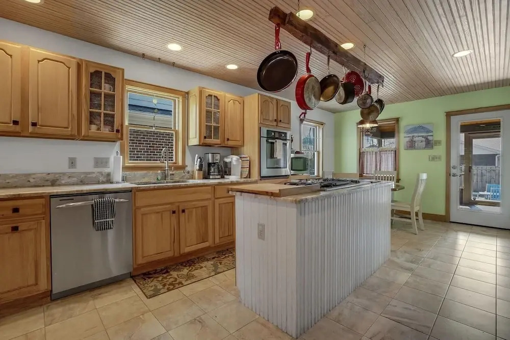 Family Tides - 311 139th Street 4 Bedroom Home by RedAwning