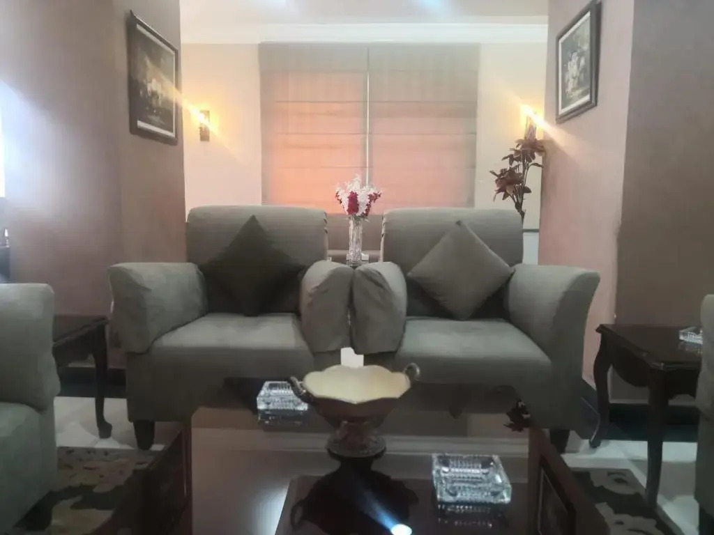 Orient House Hotel Suites & Apartments