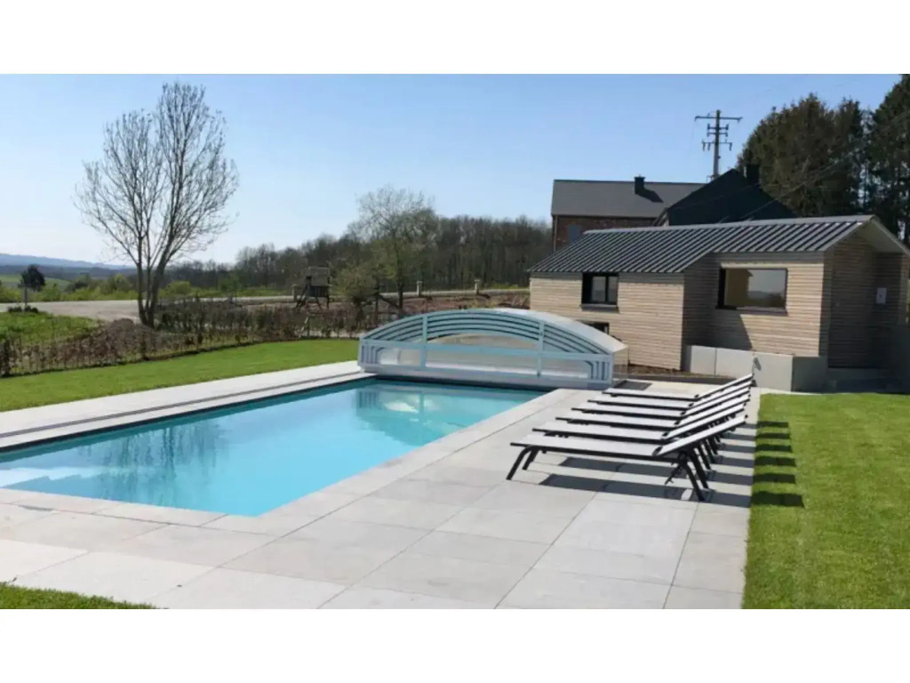 Holiday Home in Durbuy With Pool & Sauna