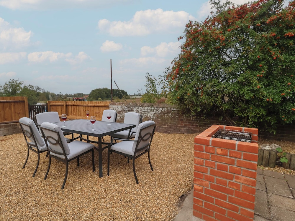 6 Gravel Hill