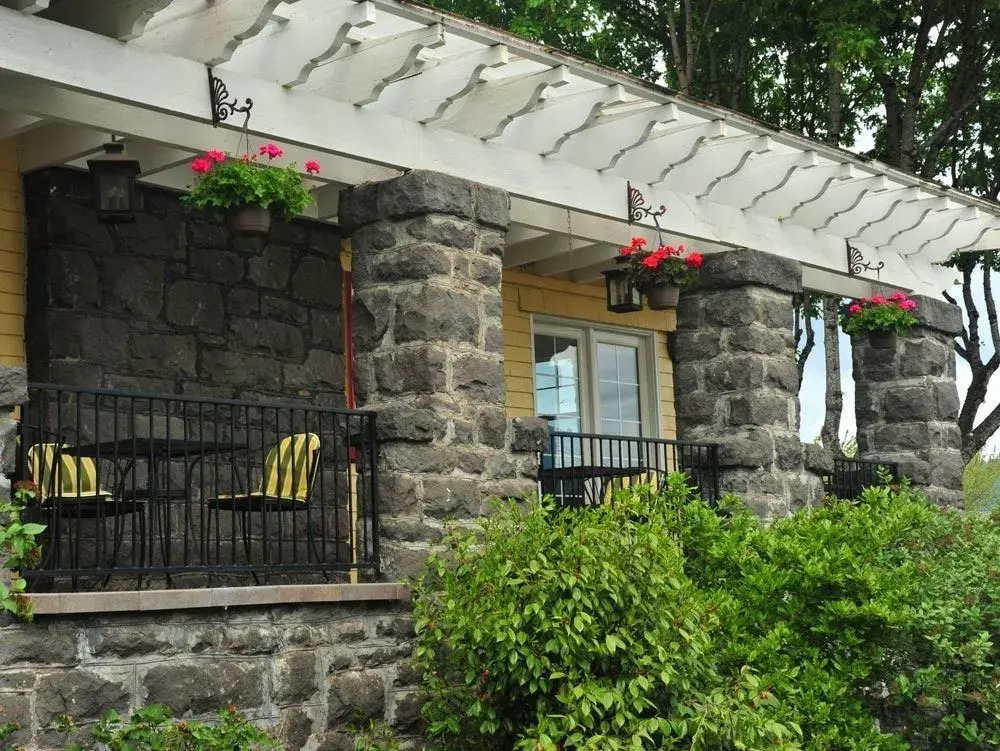Villa Columbia Bed & Breakfast