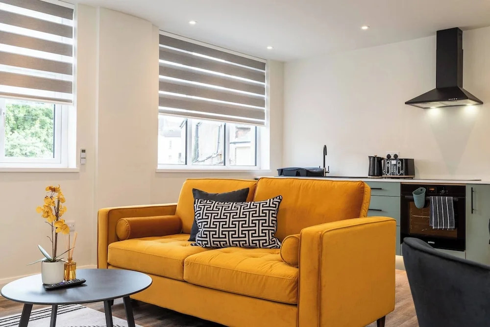 Aurum 6 - Chic 1BR Stay by DMU & City Centre
