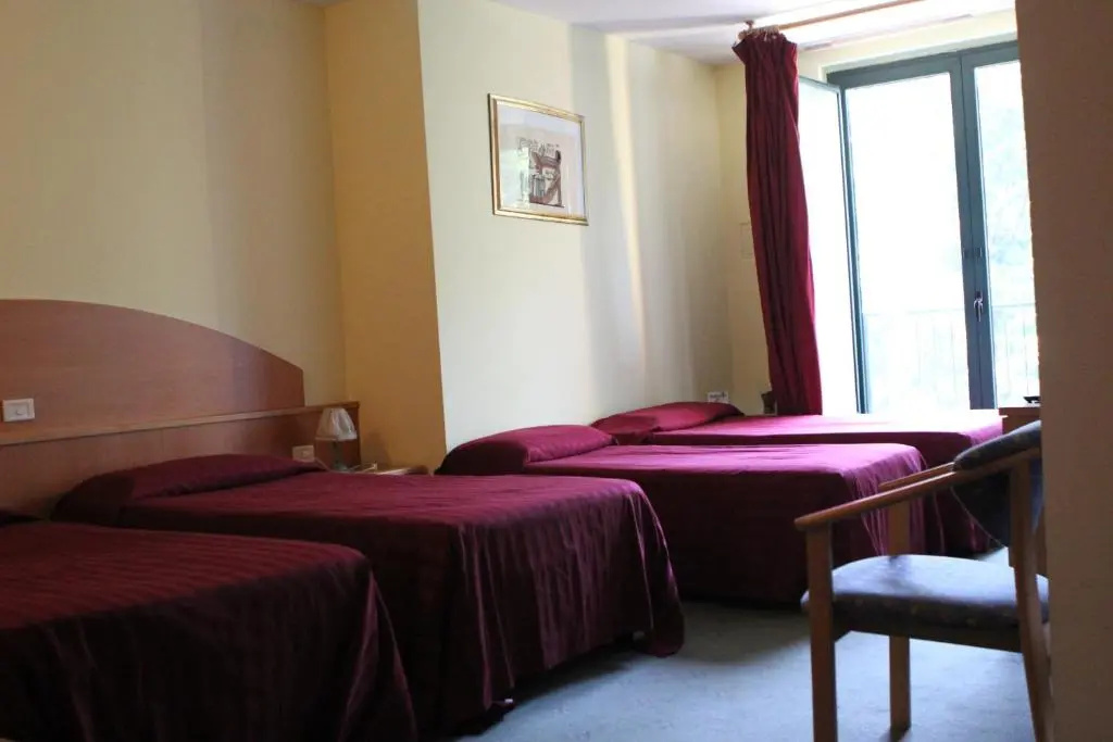 Ascot Lodging