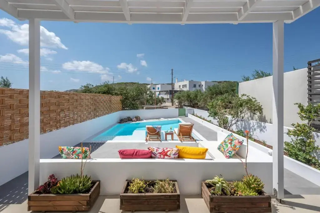 Terra Oliva Milos