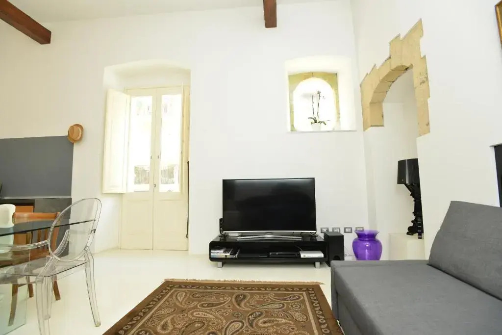 IzzHome Light