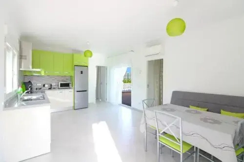 Villa Almendros 0604
