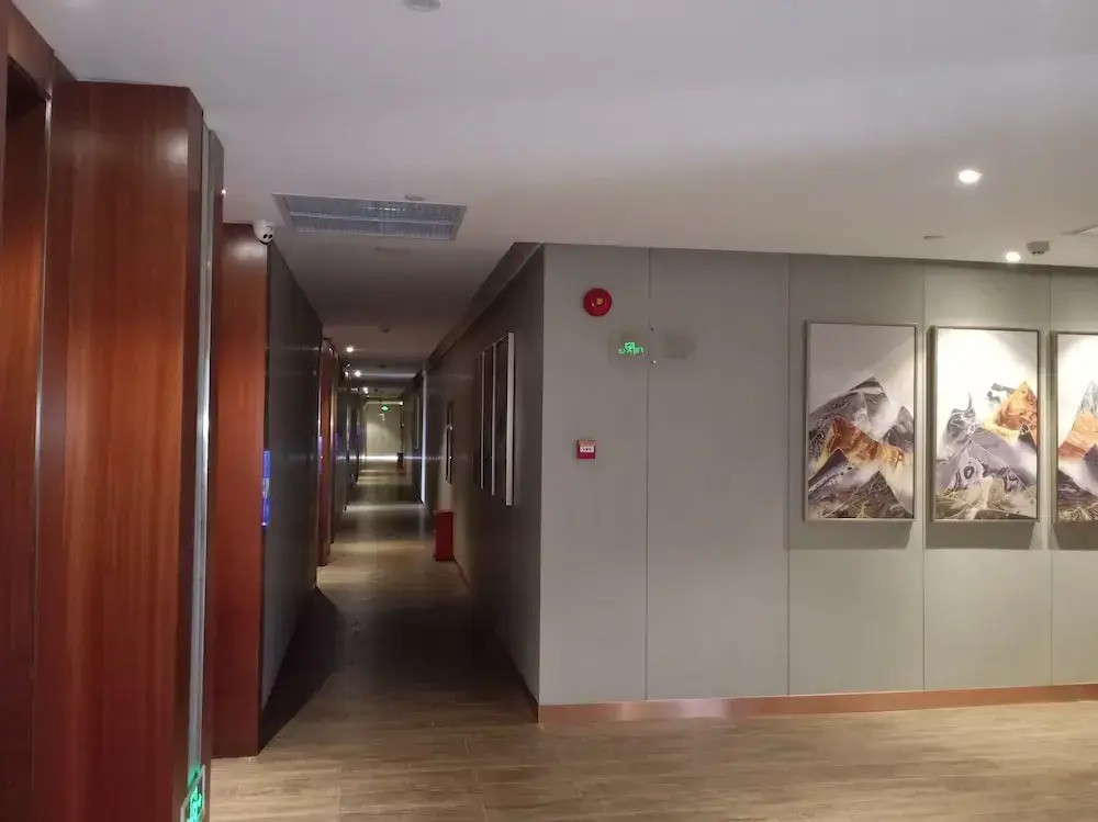Jingtai Lidu Hotel