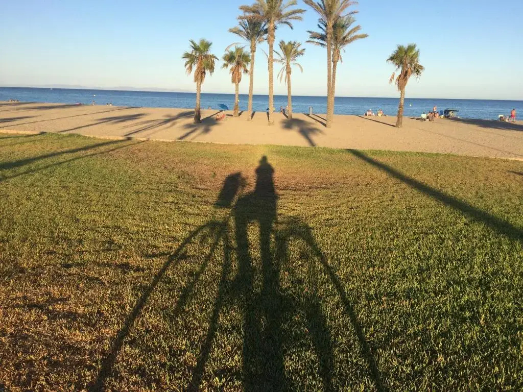 Habitación doble 4 línea playa 2 opciones 1 con baño privado y otra con baño compartido