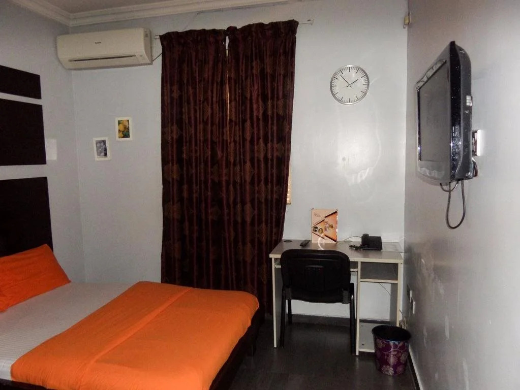 Precinct Comfort Services, Yaba