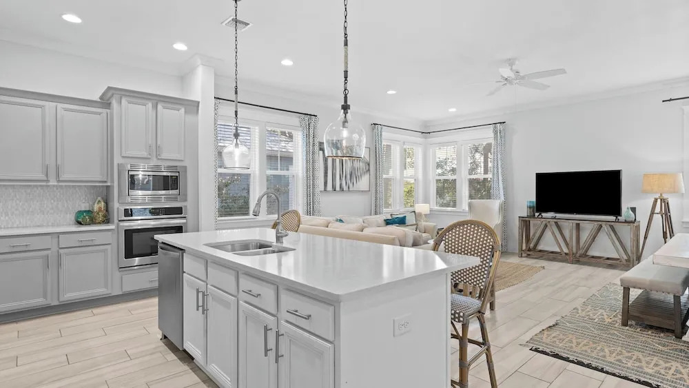 Wind & Sea by Avantstay 30A Retreat Near Gulf Place + Resort-style Communal Pool Access