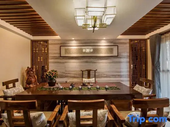 Zaishui Yifang Villa Hotel