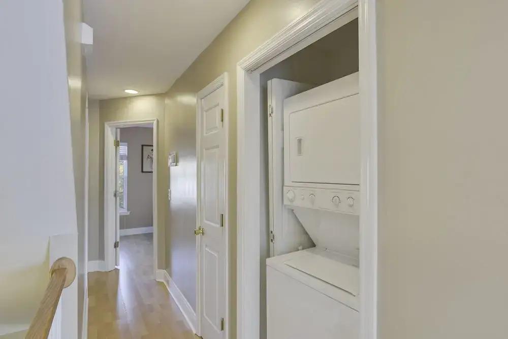 Carolina Waterfront Rentals - Arco - 3 Br townhouse by RedAwning