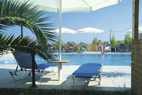 Michales Studios And Apartments