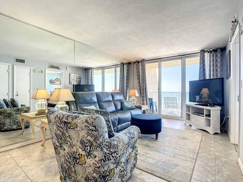 Oceania Beach Club 805