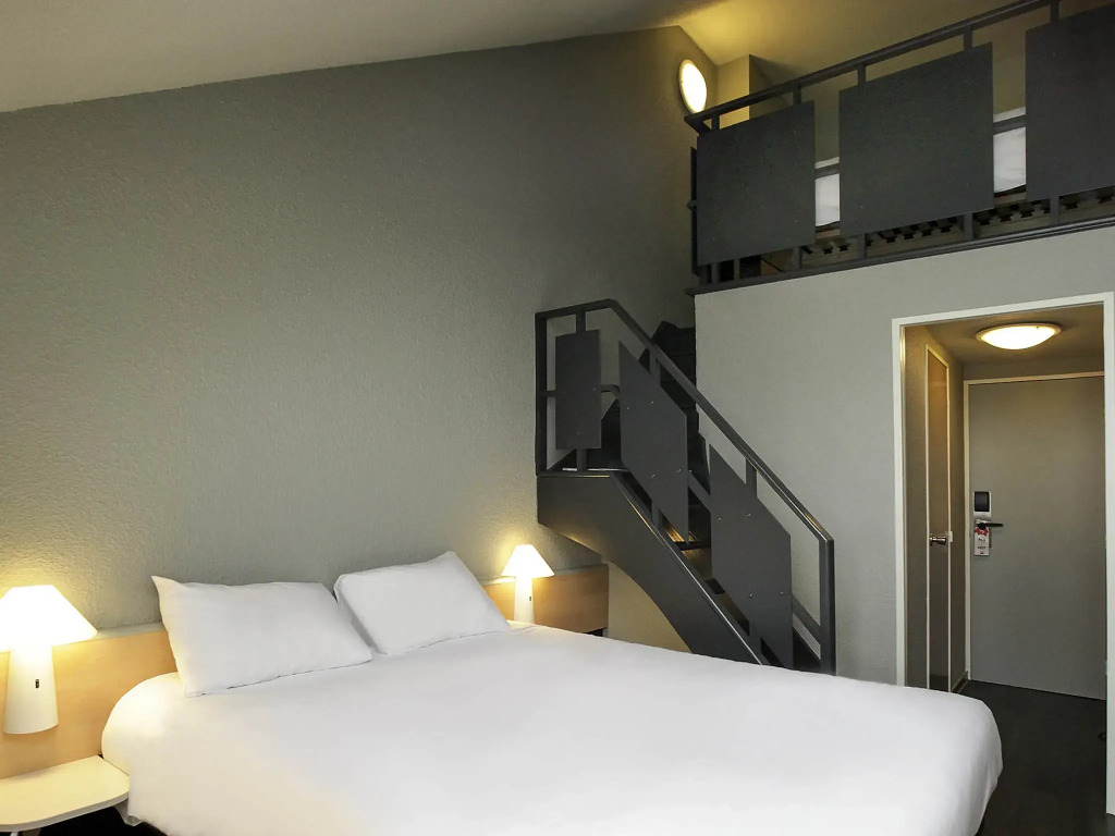 ibis Granville Port De Plaisance