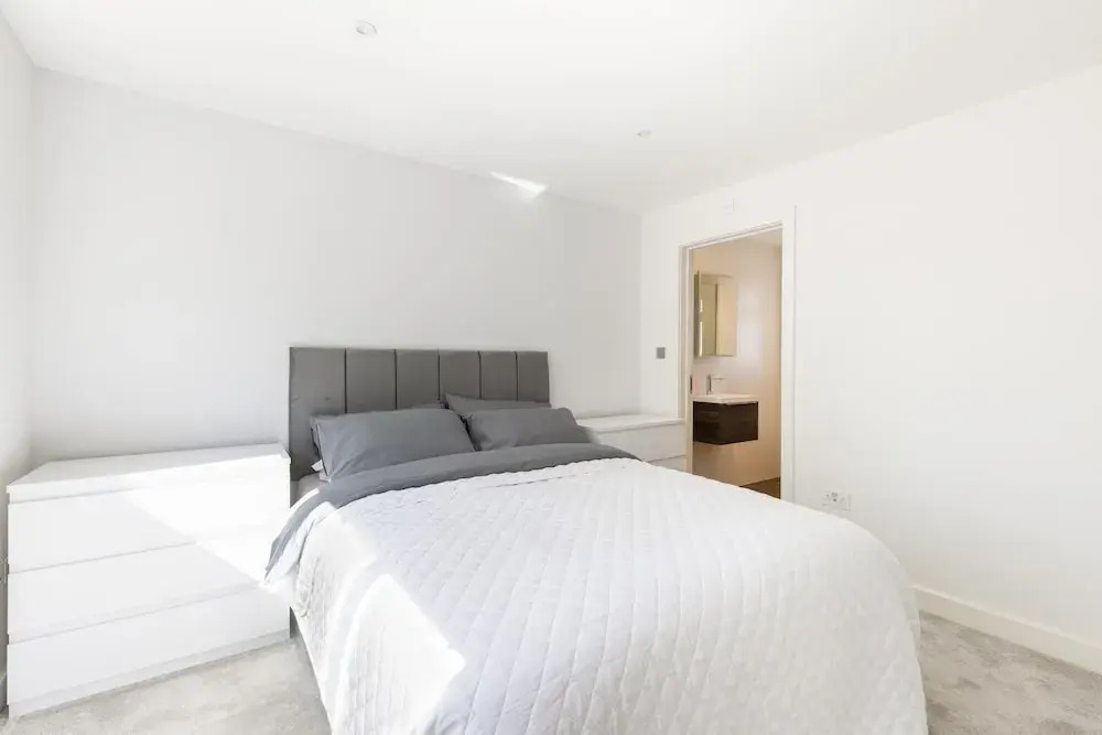 Spacious 4Bd Smart Home In Idyllic Rural Setting