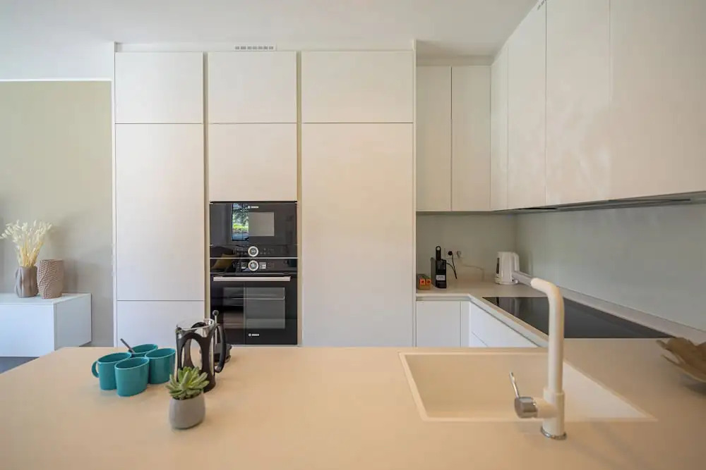 En Suite bedrooms at Reckenthal House by Rentaroo