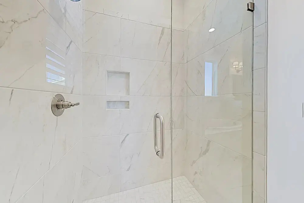 New Listing! Parks Edge New-build W/ Pool 5 Bedroom Home
