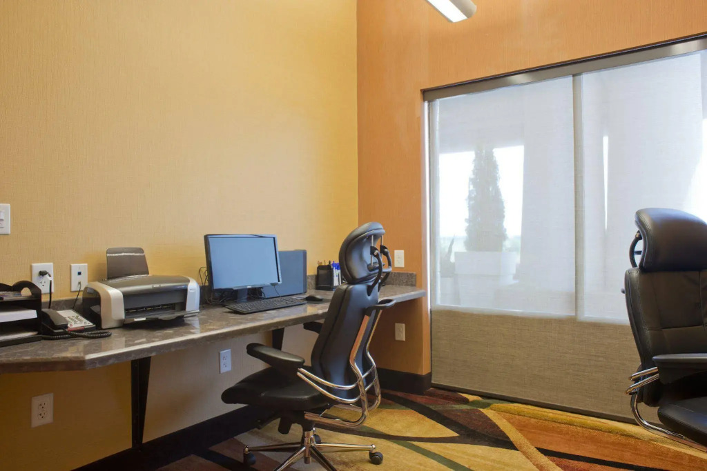 Holiday Inn Express Hotel & Suites Prattville South by IHG