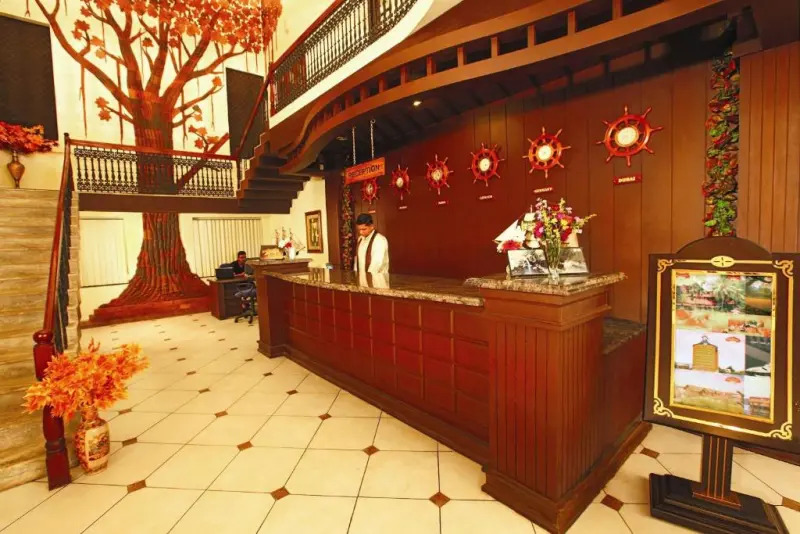 Emarald Resort
